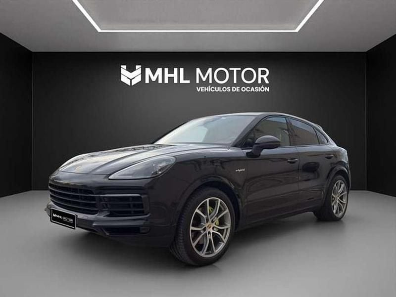 Usado Porsche Cayenne Coupe 465 CV (342 kW) 2020 Negro Coupe