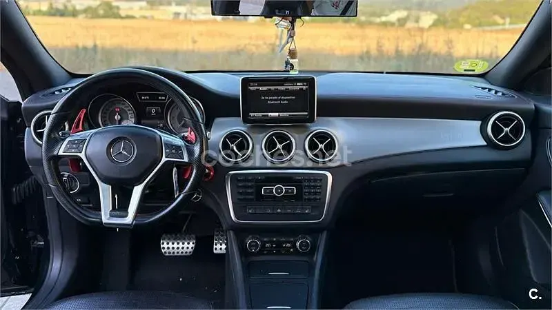 Usado Mercedes CLA220 AMG line 177 CV (130 kW) 2015 Negro Berlina