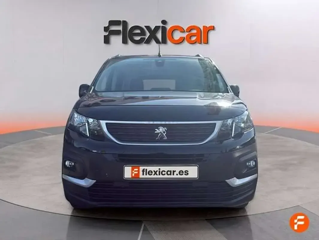 Usado Peugeot Rifter Allure 131 CV (96 kW) 2020 Negro Monovolumen