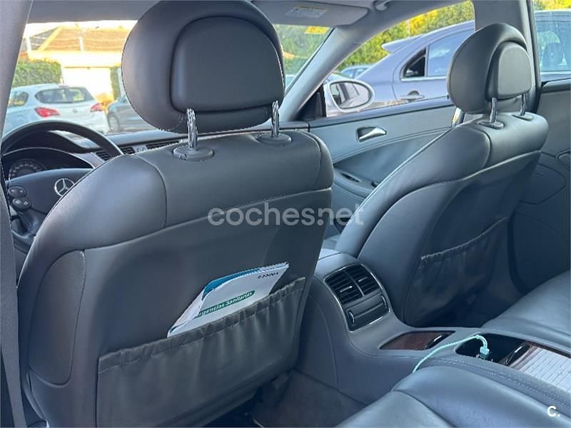 Usado Mercedes CLS350 272 CV (200 kW) 2004 Gris / plata Berlina