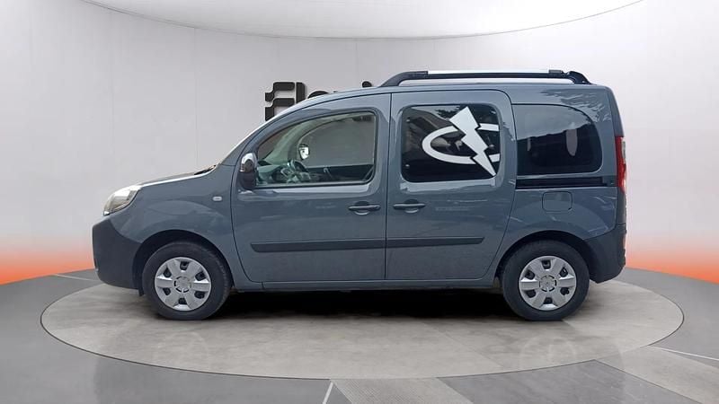 Usado Renault Kangoo Edition One 95 CV (69 kW) 2020 Gris Monovolumen