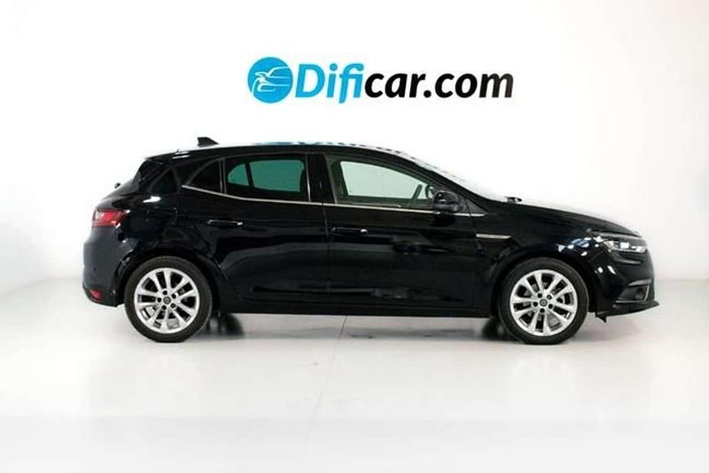 Usado Renault Mégane IV 151 CV (111 kW) 2019 Negro Berlina