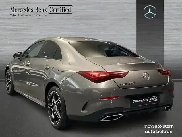 Usado Mercedes CLA250e 218 CV (160 kW) 2025 Gris Coupe