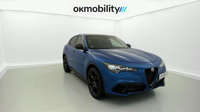 Usado Alfa Romeo Stelvio Competizione 280 CV (205 kW) 2023 Azul misano SUV