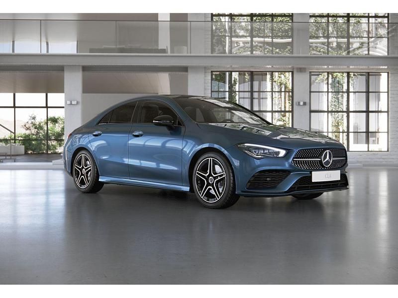 Usado Mercedes CLA250e AMG line 160 CV (117 kW) 2021 Azul Berlina
