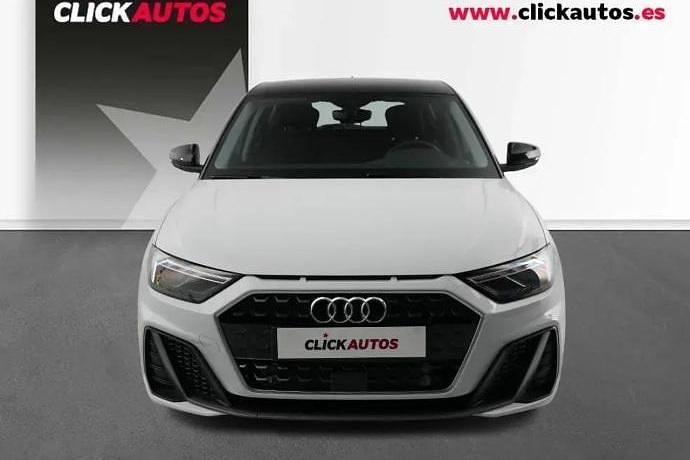 Usado Audi A1 Comfort 116 CV (85 kW) 2025 Rojo SUV