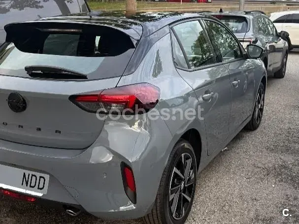 Nuevo Opel Corsa 100 CV (73 kW) 2025 Gris / plata Utilitario