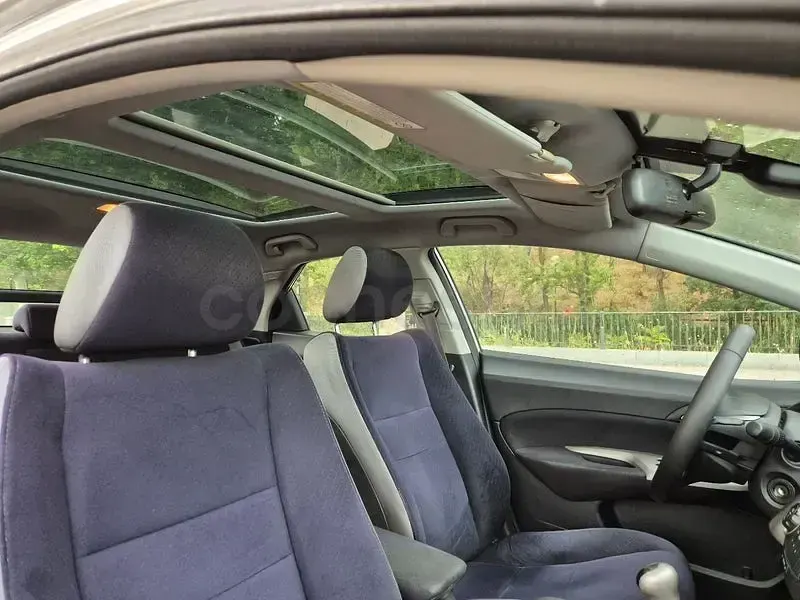 Usado Honda Civic Executive 140 CV (102 kW) 2009 Gris / plata Berlina