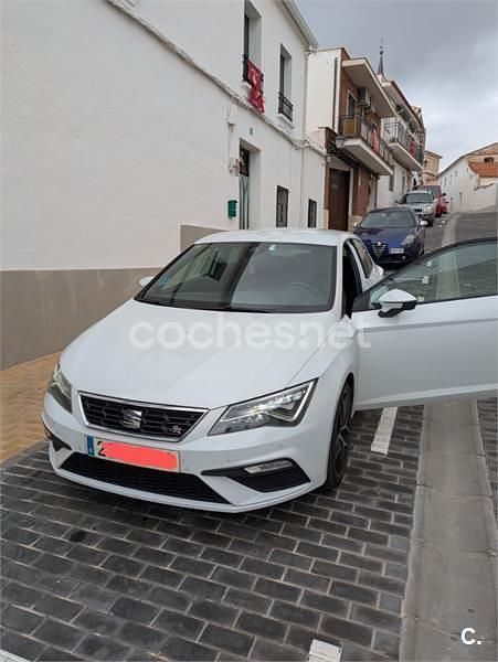 Blanco Usado 2018 Seat Leon FR Berlina | 14.500 € (Buen precio) - Imagen 1/4