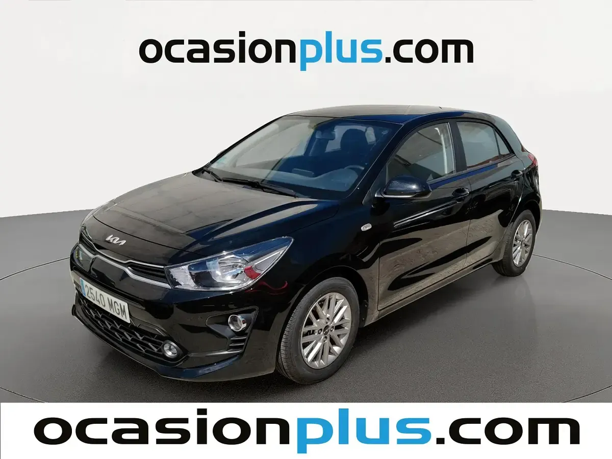 Käytetty Kia Rio 101 HP (74 kW) 2023 Viistoperä