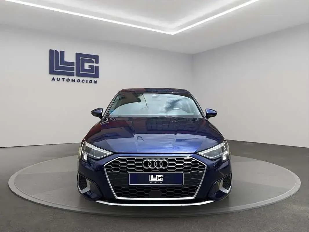 Usado Audi A3 Sportback S-Line 204 CV (150 kW) 2021 Azul Utilitario