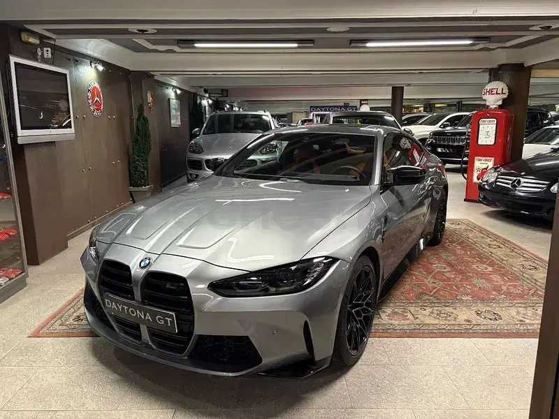 Usado BMW M4 Competition Edition 510 CV (375 kW) 2024 Gris / plata Coupe