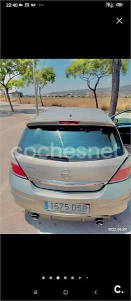 Usado Opel Astra Enjoy 100 CV (73 kW) 2006 Beige Berlina