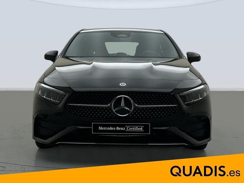 Usado Mercedes A180 136 CV (100 kW) 2025 Negro