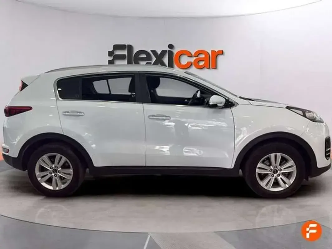 Usado Kia Sportage 132 CV (97 kW) 2018 Blanco SUV