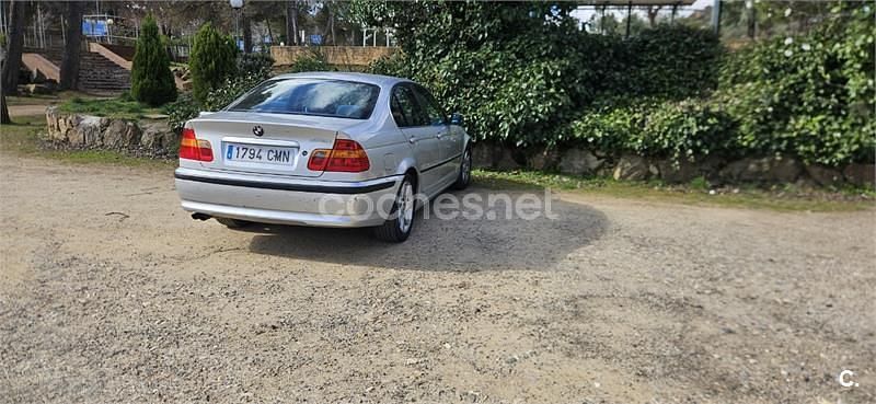 Usado BMW 320 170 CV (125 kW) 2003 Gris / plata Berlina