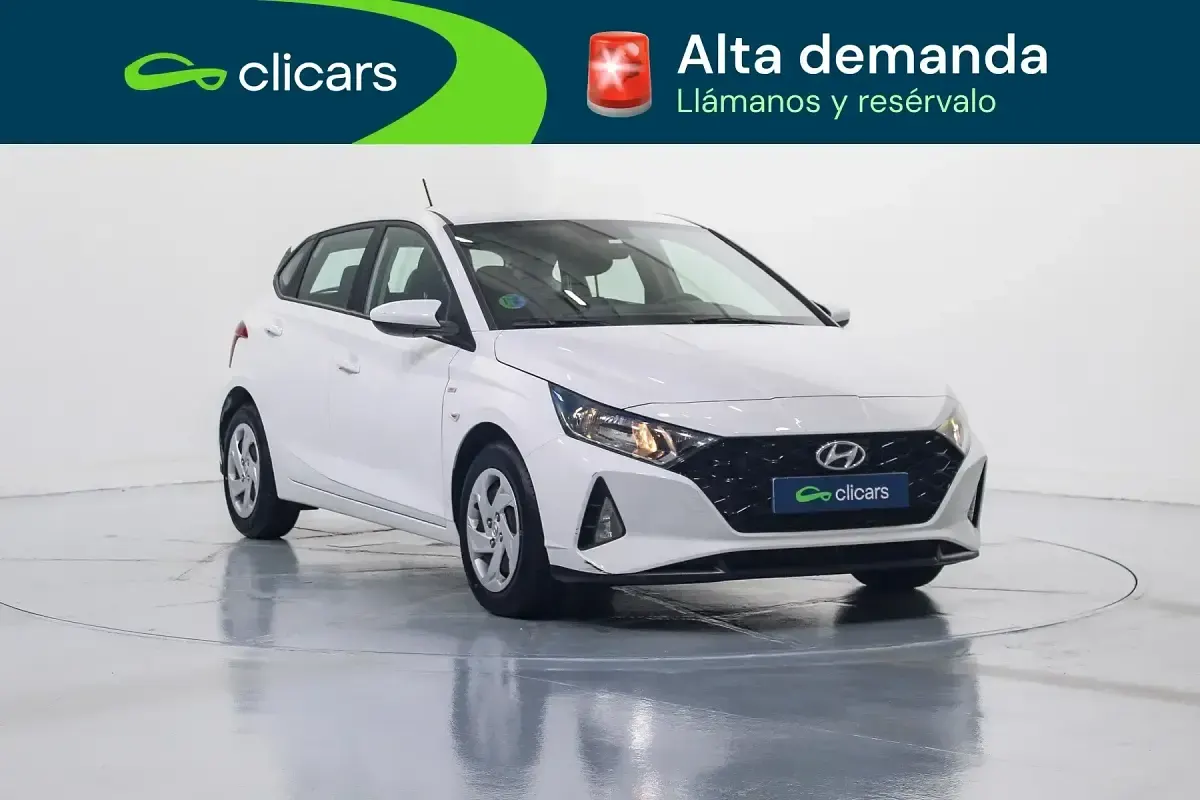 Usado Hyundai i20 100 CV (73 kW) 2022 Blanco Utilitario