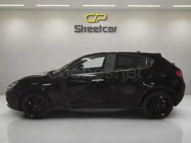 Usado Alfa Romeo Giulietta 120 CV (88 kW) 2017 Negro Utilitario