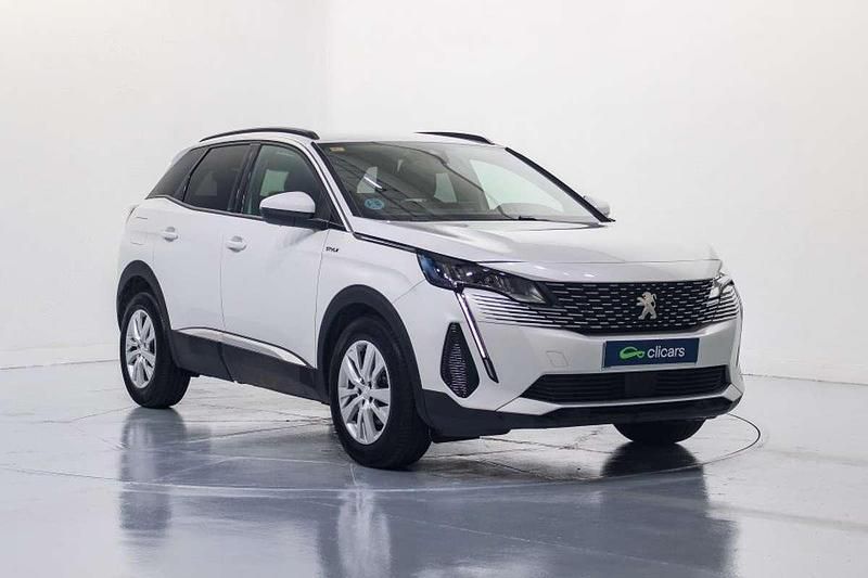 Usado Peugeot 3008 Style 131 CV (96 kW) 2021 Blanco SUV