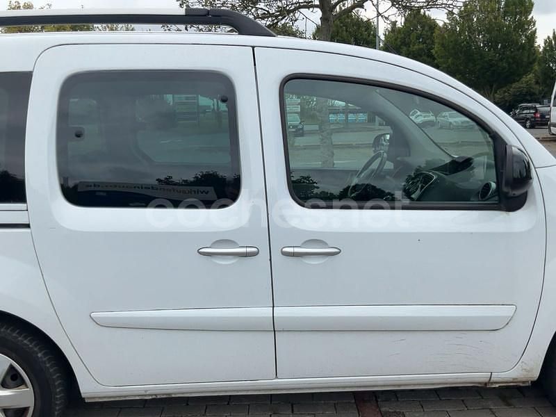 Usado Renault Kangoo Dynamique 110 CV (80 kW) 2014 Blanco Monovolumen