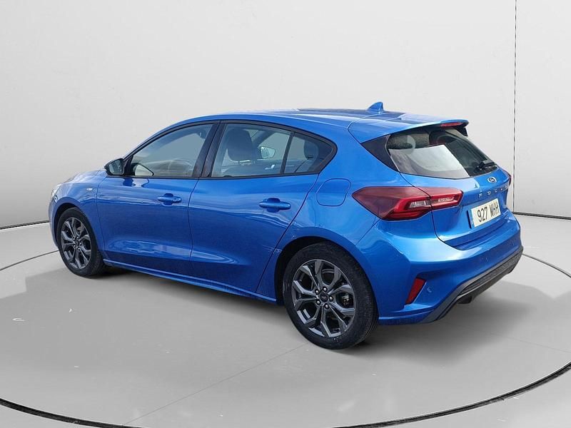 Usado Ford Focus ST-Line 155 CV (114 kW) 2023 Azul Utilitario