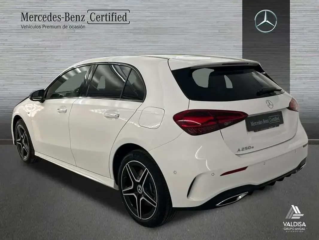 Usado Mercedes A250 218 CV (160 kW) 2025 Berlina