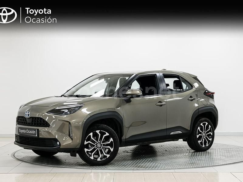 Marrón Usado 2024 Toyota Yaris Cross Active SUV | 26.750 € (Precio justo) - Imagen 1/4