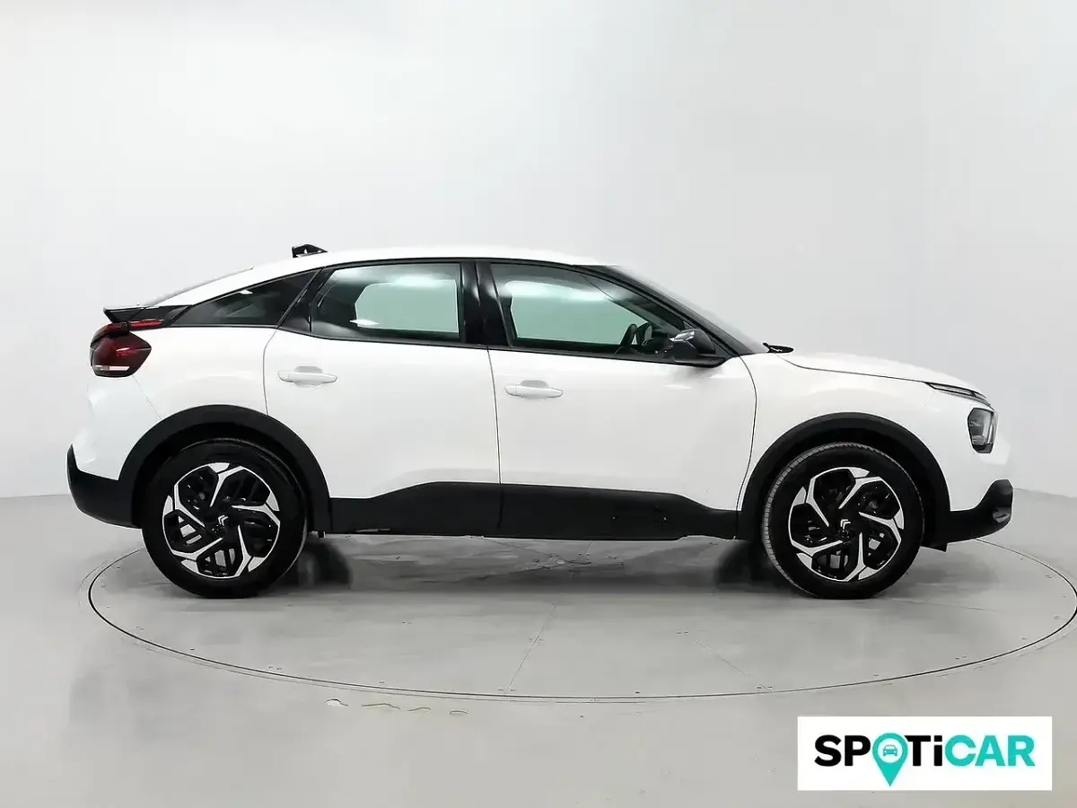 Usado Citroën C4 Feel 131 CV (96 kW) 2024 Blanco SUV