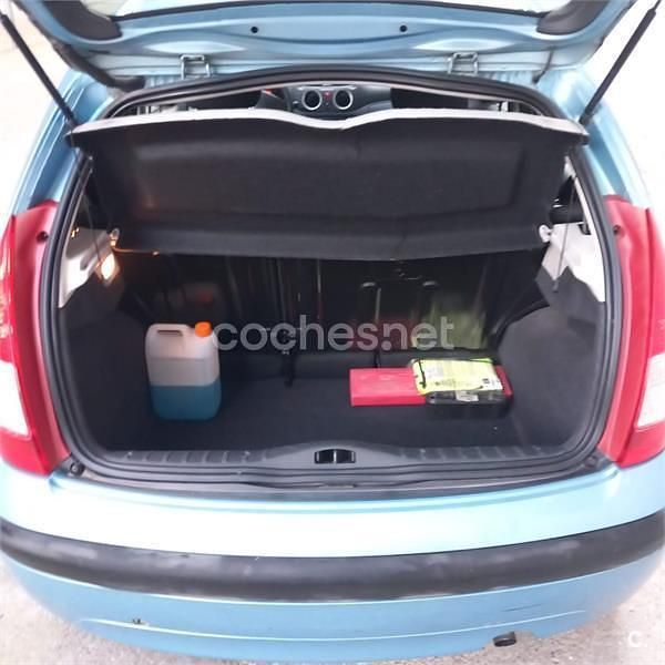 Brugt Citroën C3 Furio 70 HK (51 kW) 2006 Blå Sedan