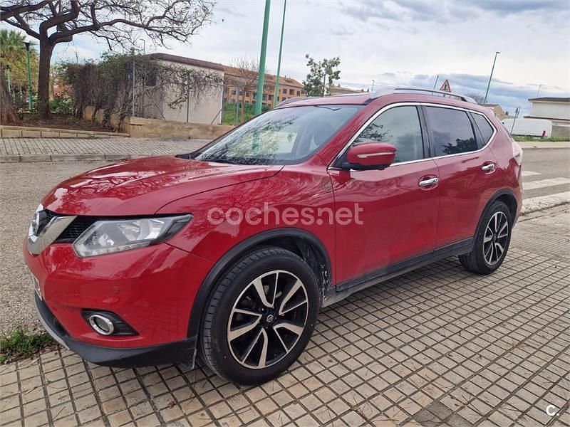 Usado Nissan X-Trail 360º 130 CV (95 kW) 2017 Rojo SUV