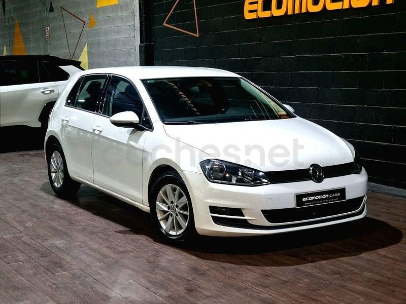 Usado VW Golf VII Advance 105 CV (77 kW) 2013 Blanco Berlina