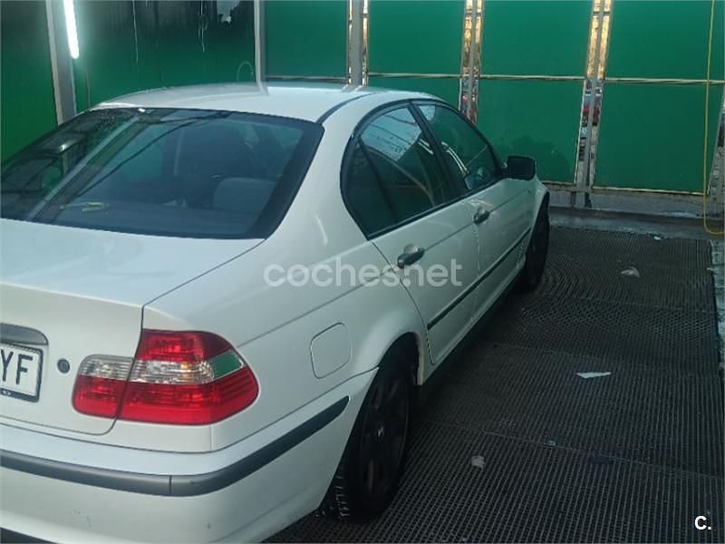 Usado BMW 320 136 CV (100 kW) 2002 Blanco Berlina