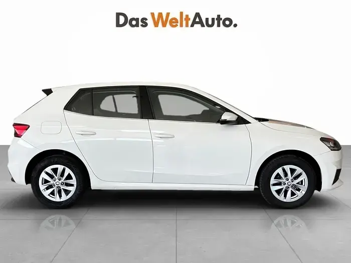 Usado Skoda Fabia Ambition 95 CV (69 kW) 2023 Blanco Utilitario