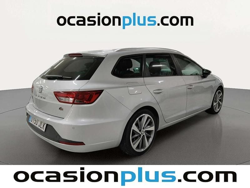 Usado Seat Leon FR 184 CV (135 kW) 2016 Gris plata Monovolumen