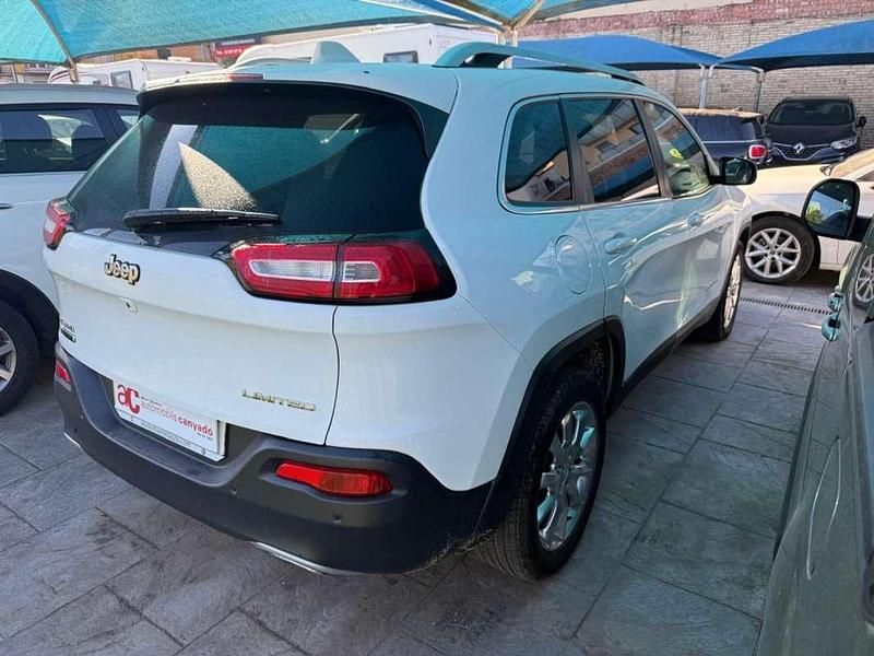 Usado Jeep Cherokee Limited 170 CV (125 kW) 2015 Blanco SUV
