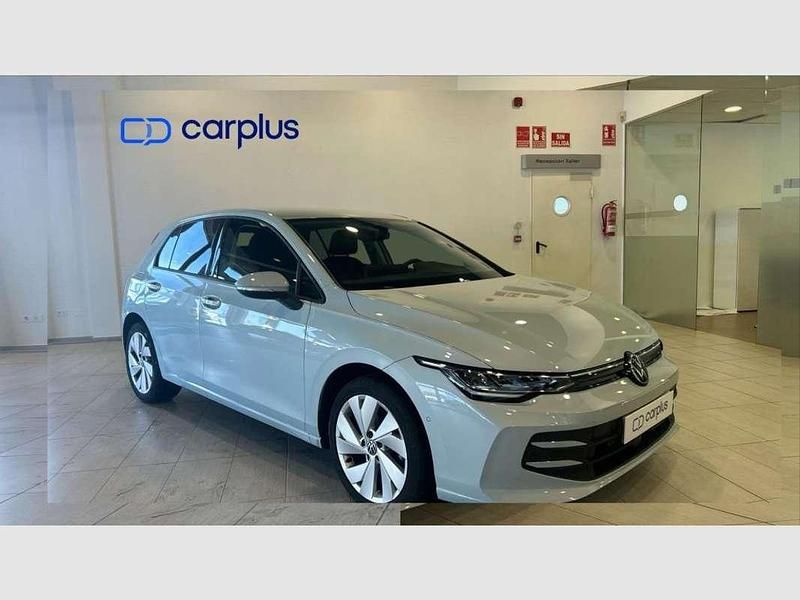 Usado VW Golf VIII 116 CV (85 kW) 2025 Azul Utilitario