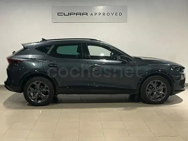 Usado Cupra Formentor 150 CV (110 kW) 2025 Gris / plata SUV