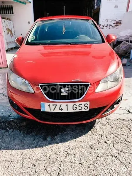 Usado Seat Ibiza 105 CV (77 kW) 2010 Rojo Berlina