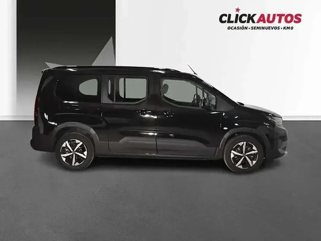 Usado Peugeot Rifter GT 131 CV (96 kW) 2026 Negro Monovolumen