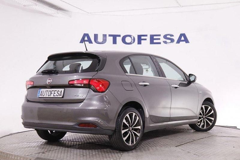 Usado Fiat Tipo Lounge 120 CV (88 kW) 2016 Gris plata