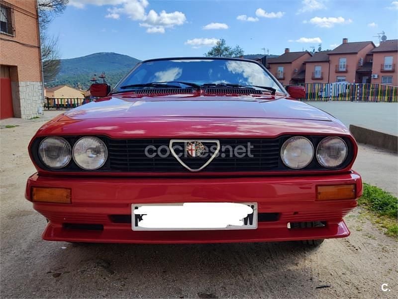 Usado Alfa Romeo GTV 130 CV (95 kW) 1987 Rojo Coupe