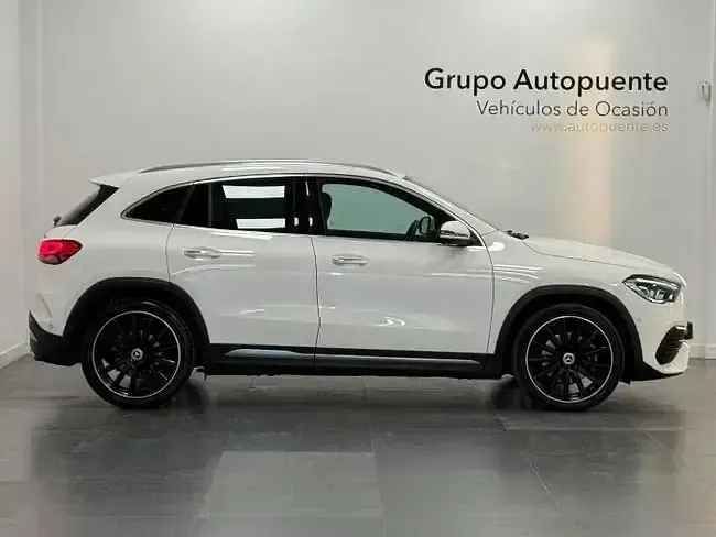 Używany Mercedes GLA200 AMG 150 KM (110 kW) 2021 Biały SUV