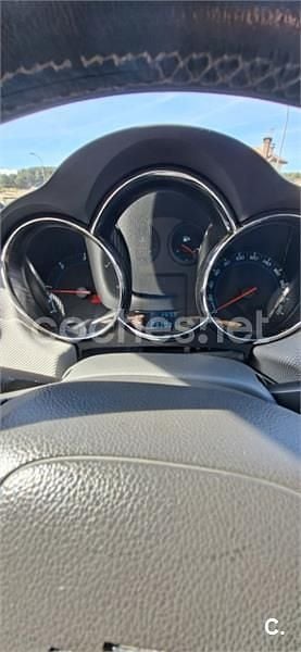 Usado Chevrolet Cruze LT 150 CV (110 kW) 2010 Blanco Berlina