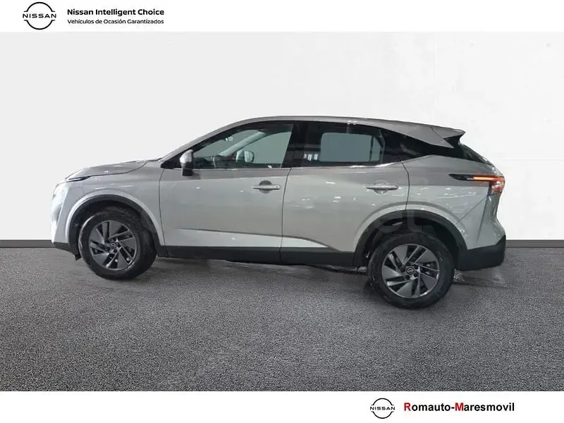 Usado Nissan Qashqai Acenta 140 CV (102 kW) 2025 Gris / plata SUV