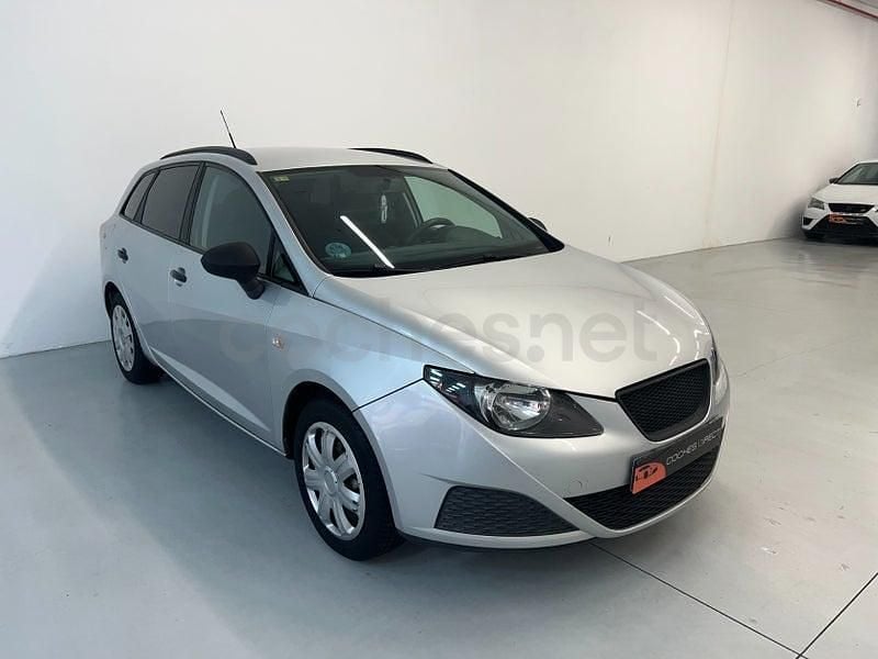 Usado Seat Ibiza ST Reference 86 CV (63 kW) 2012 Gris / plata Familiar