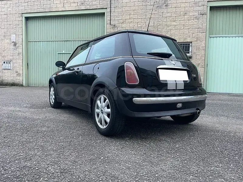 Usado Mini Cooper 116 CV (85 kW) 2006 Negro Utilitario