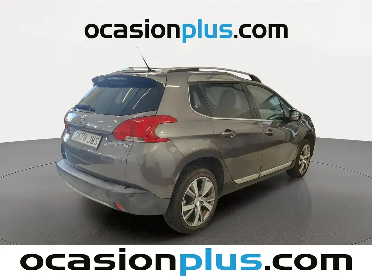 Usado Peugeot 2008 Allure 110 CV (80 kW) 2016 Gris SUV