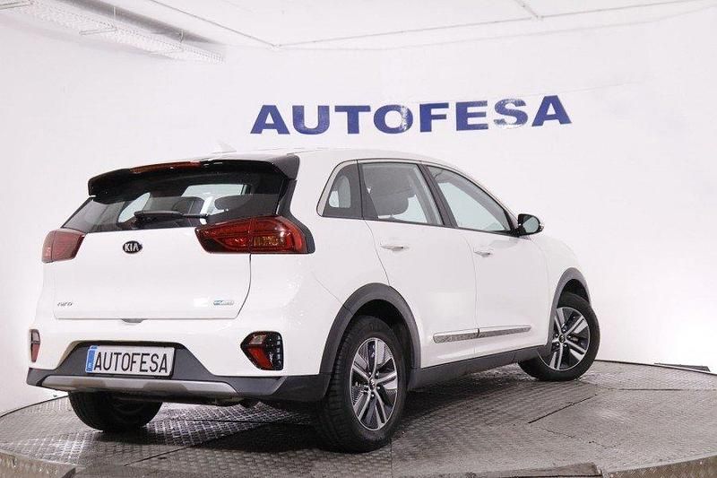Usado Kia Niro 141 CV (103 kW) 2021 Blanco SUV