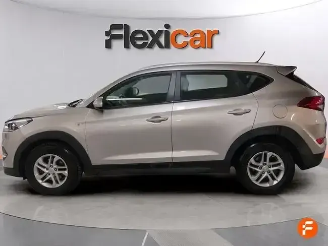 Usado Hyundai Tucson 116 CV (85 kW) 2018 Gris SUV