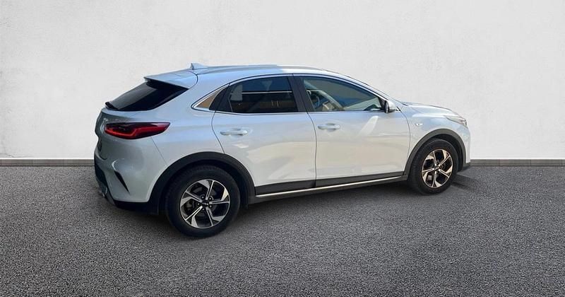Usado Kia XCeed 120 CV (88 kW) 2022 SUV
